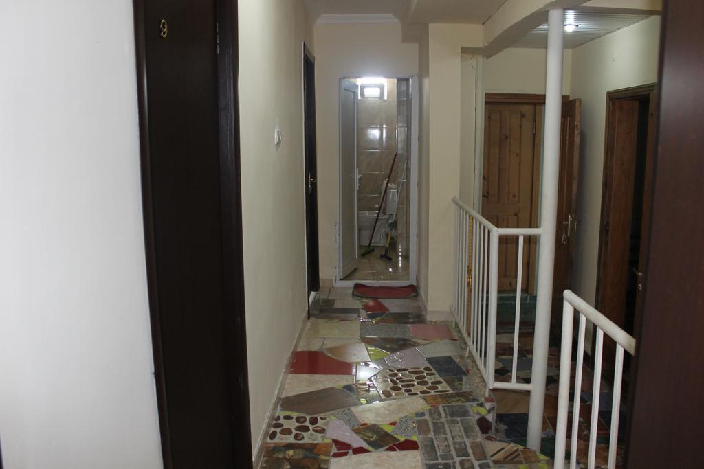 Guest House Mari ウレキ エクステリア 写真