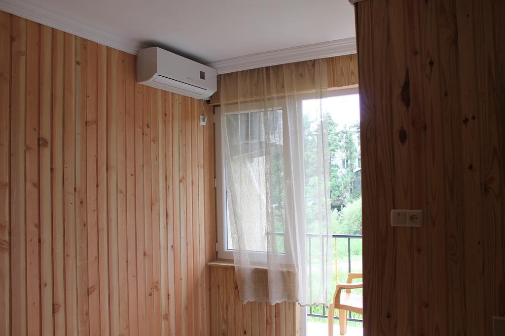Guest House Mari ウレキ エクステリア 写真